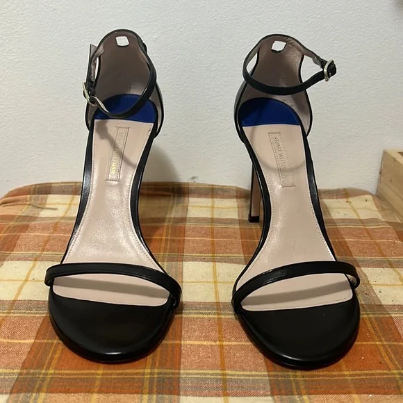 STUART WEITZMAN ヌーディストソング サンダル 【関税込】 STUART WEITZMAN NudistSong patent-leather sandals | NET-A-PORTER